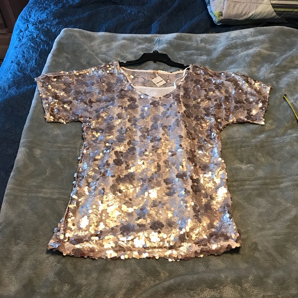 FREE PEOPLE TOP - Picture 2 of 8